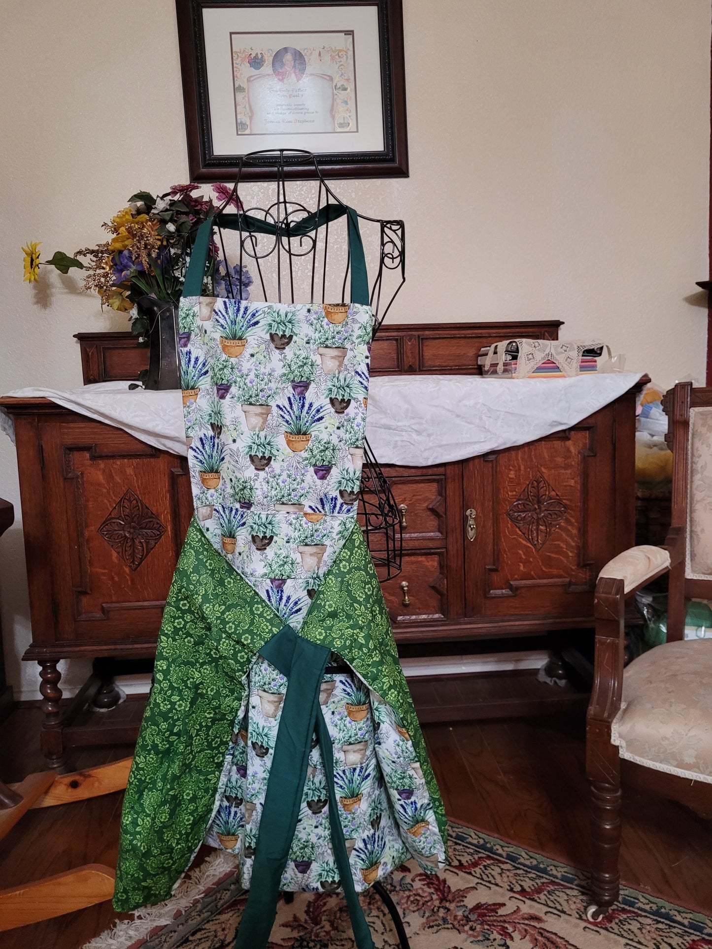 Spring Themed Full Apron