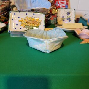 Four Petal Blossom Microwave Bowl Cozy - Medium